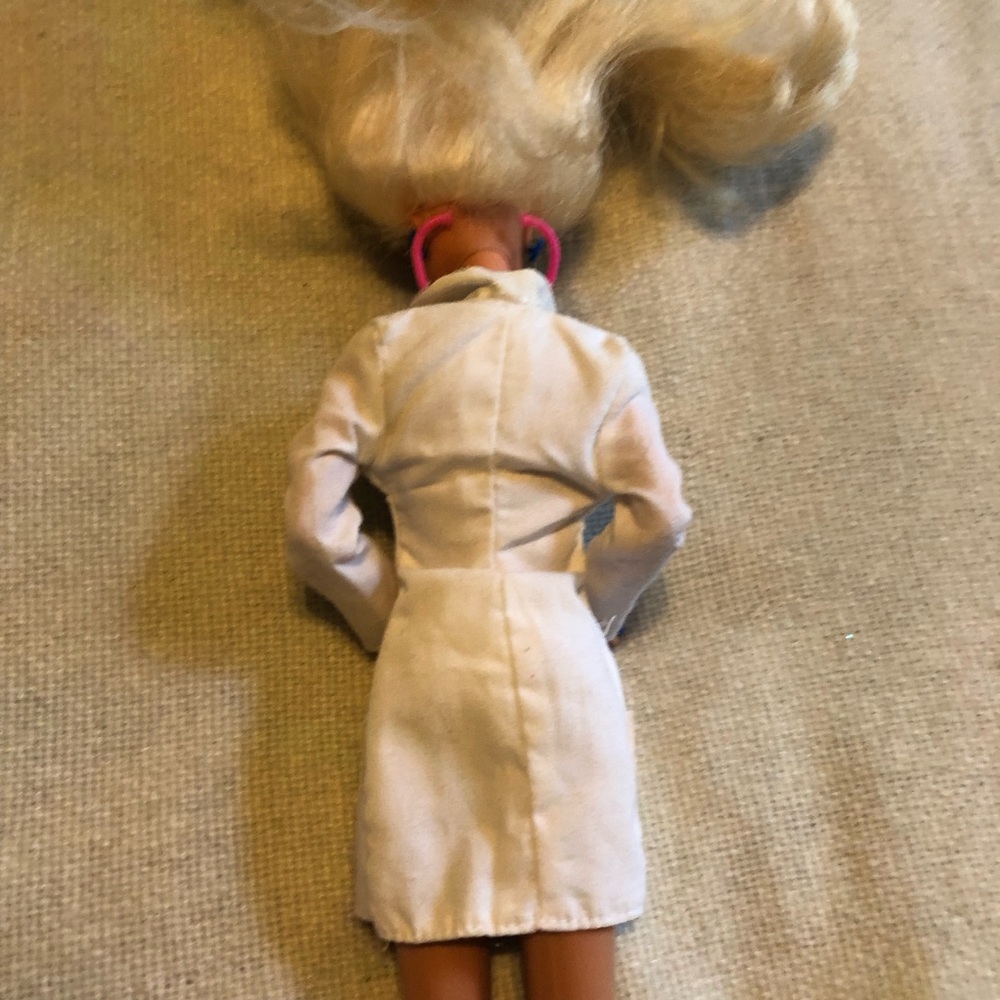 1990s Doctor Barbie - Picture 10 of 12